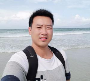 【感動青峰人物第二期】奉獻(xiàn)青峰，無怨無悔 ——感動青峰人物之劉磊建